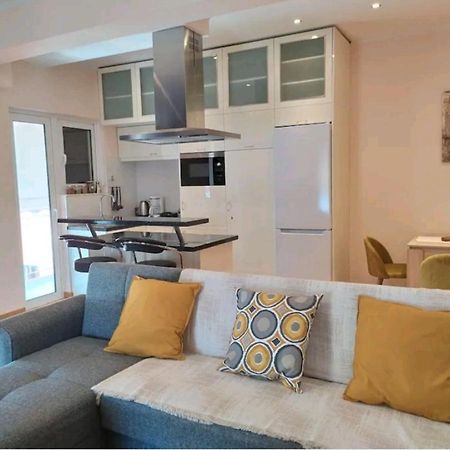 Stylish -Modern Apartment Heart Of Marousi Atina Dış mekan fotoğraf