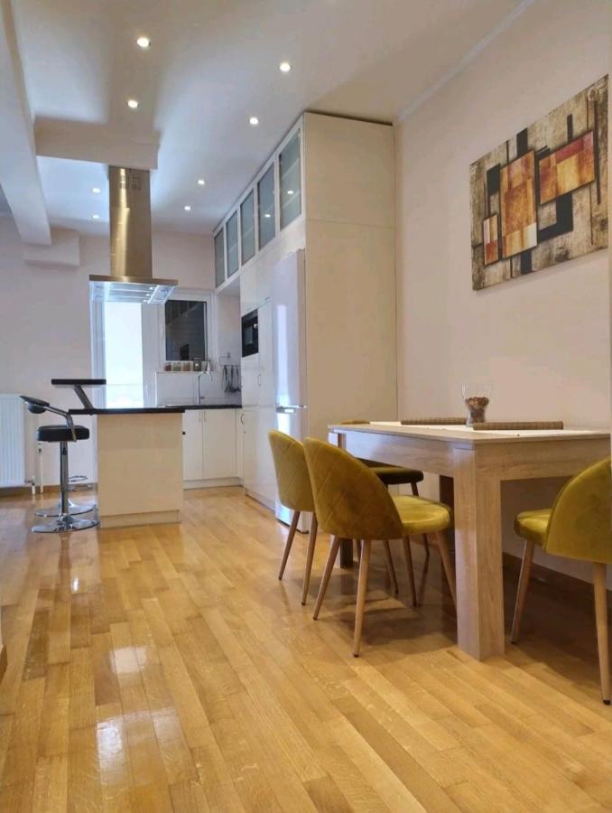 Stylish -Modern Apartment Heart Of Marousi Atina Dış mekan fotoğraf